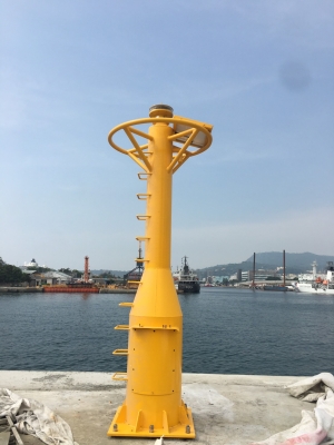 高雄港第三船渠大橋暨遊艇碼頭專區擋浪設施新建工程