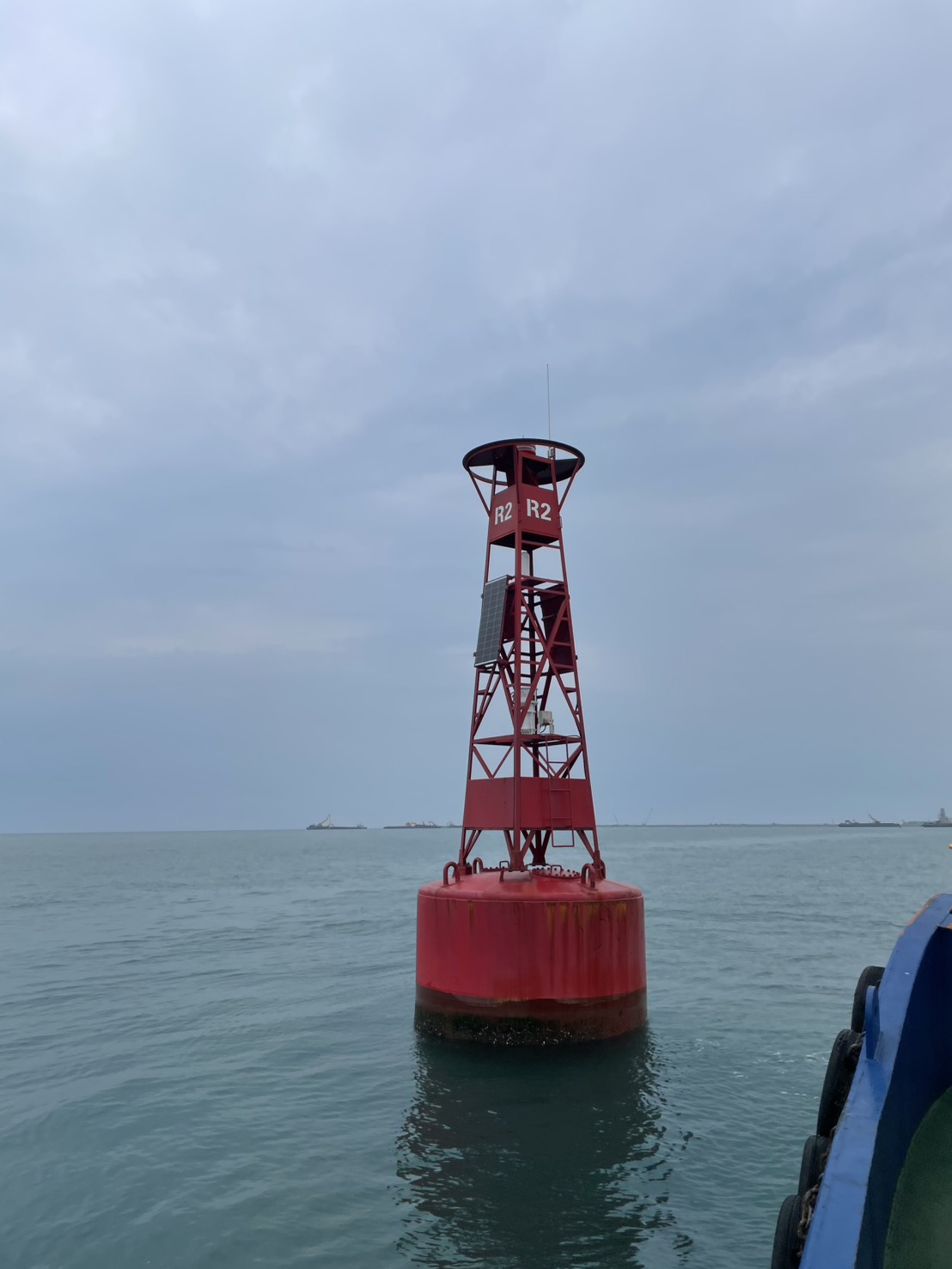 皇昌觀塘二期海上燈浮設置